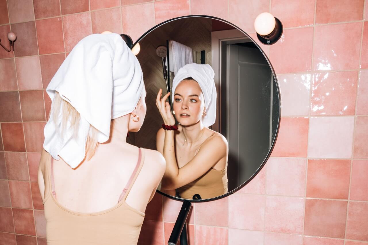 Help! I Have a Smelly Scalp — What Can I Do?