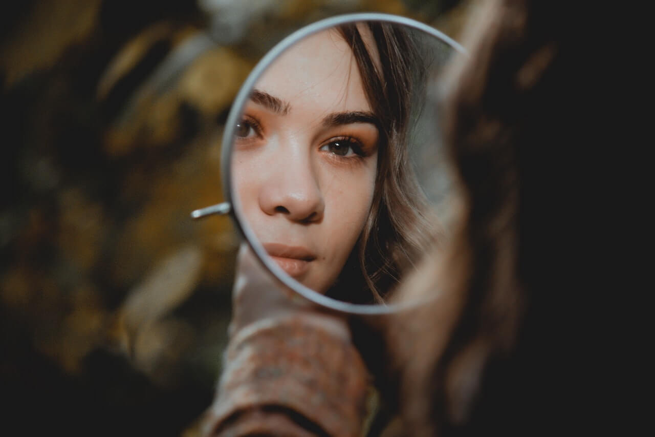 What You Should Know About Seborrheic Dermatitis and Hair Loss