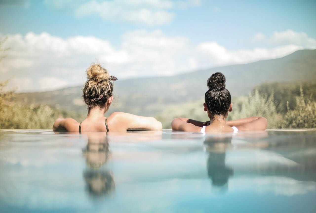 How to Protect Your Scalp From the Sun This Summer