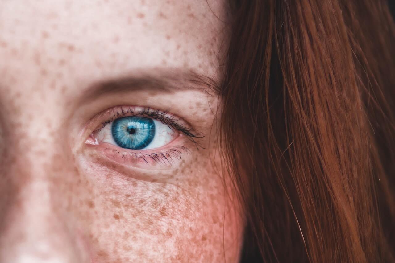 Love Your Eye Color? Stay Away From This Popular Lash Serum Ingredient!