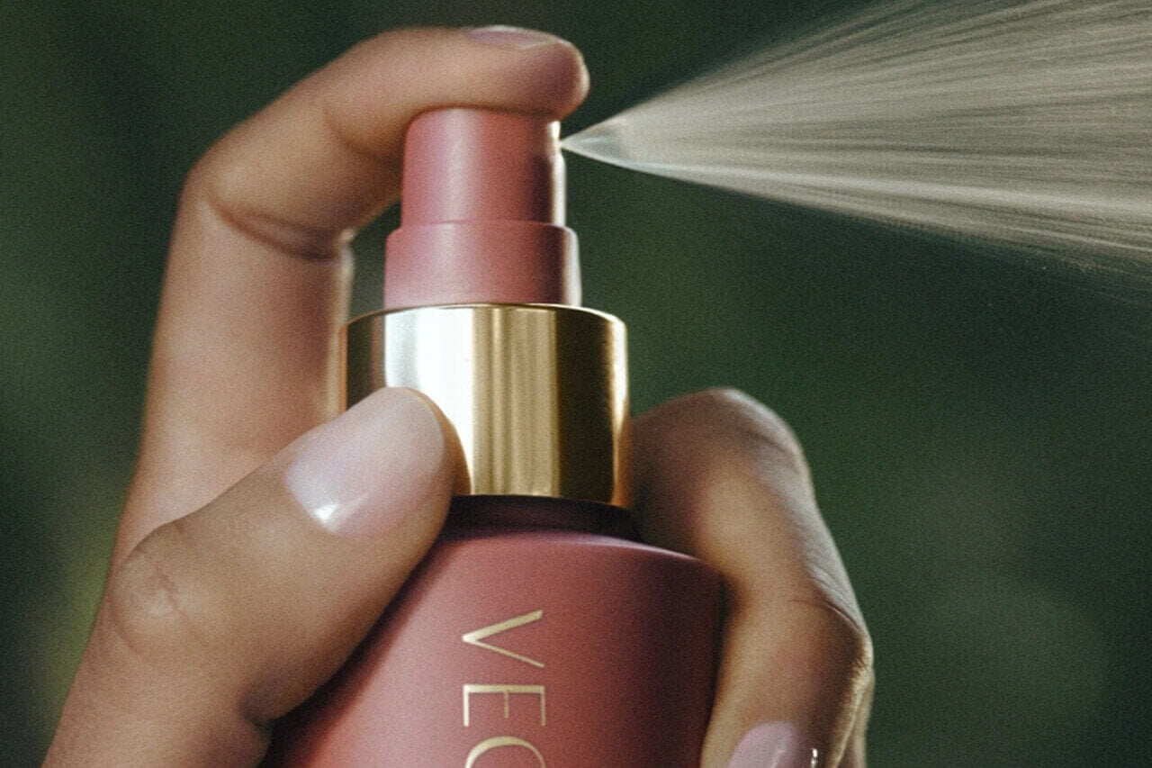 VEGAMOUR HYDR-8 Leave-In Conditioner & Heat Protectant